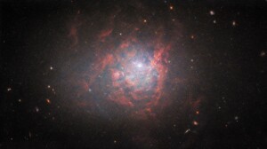 Telescópio Hubble flagra explosão cósmica fora do normal