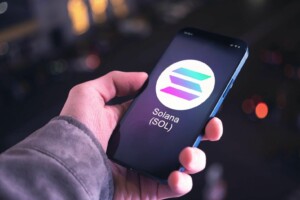 O seu celular não serve para a internet do futuro! Veja o aparelho lançado focado em criptomoedas