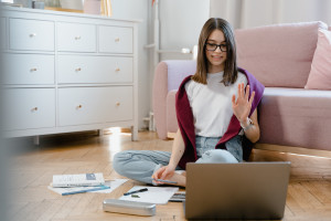 Consiga controlar seu PC por comando de voz usando Alexa ou Cortana