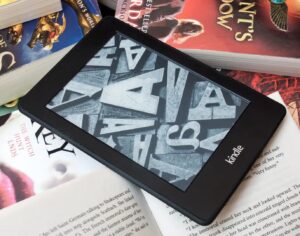 Qual o melhor kindle para comprar no natal? Confira modelos